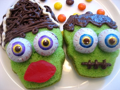 Frankenstein Cupcakes. Source.