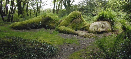 Mud Maid by Susan & Pete Hill. Lost Gardens of Heligan.