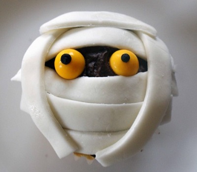 Mummy Cupcake. Source.