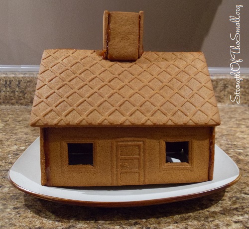 Plain Gingerbread House.