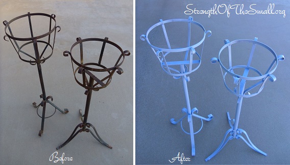 Vintage Metal Plant Stand.